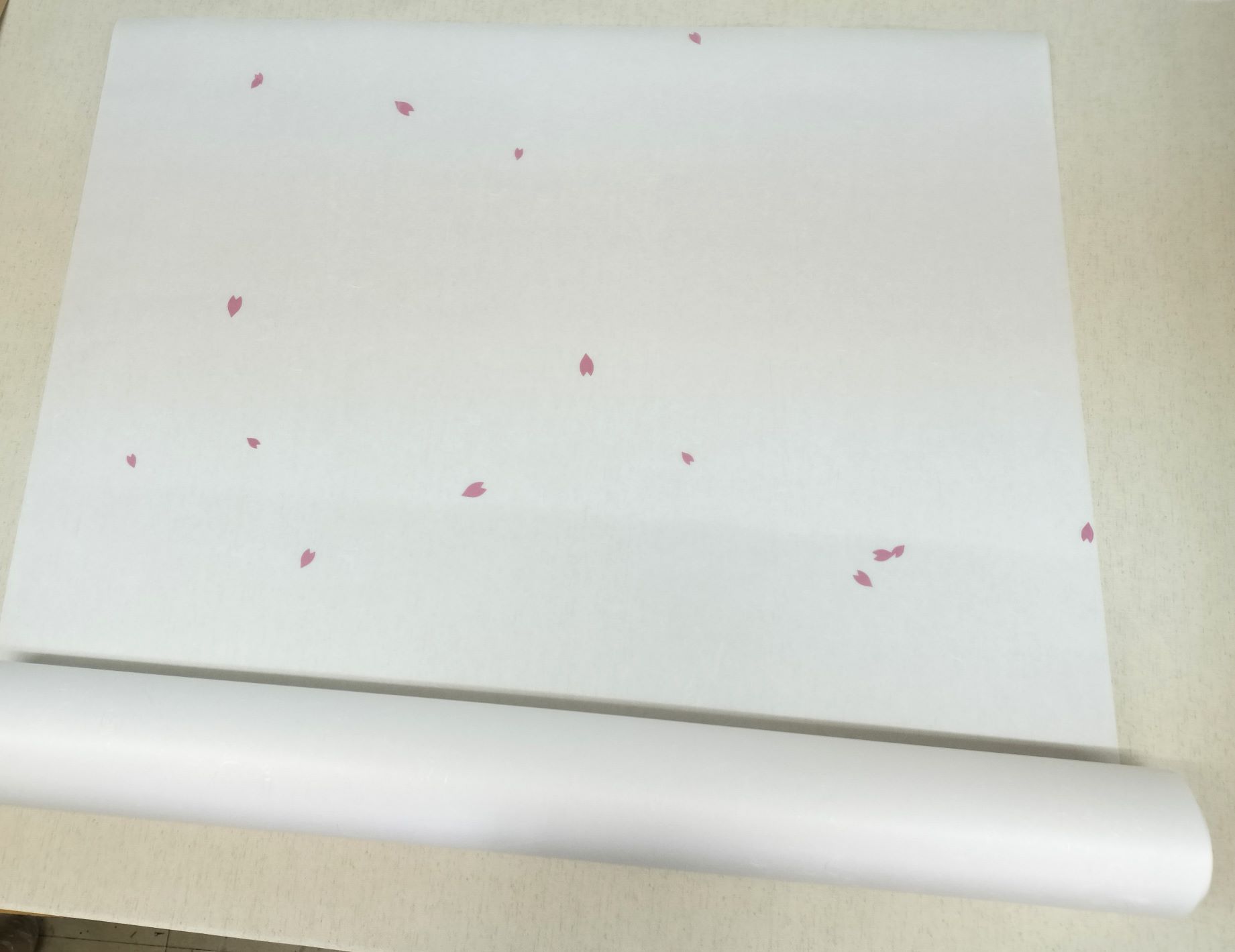 画像1: 桜吹雪　丈夫な障子紙　95cm×2ｍ15ｃｍ　特別価格　1.5万円以上で送料無料！ (1)
